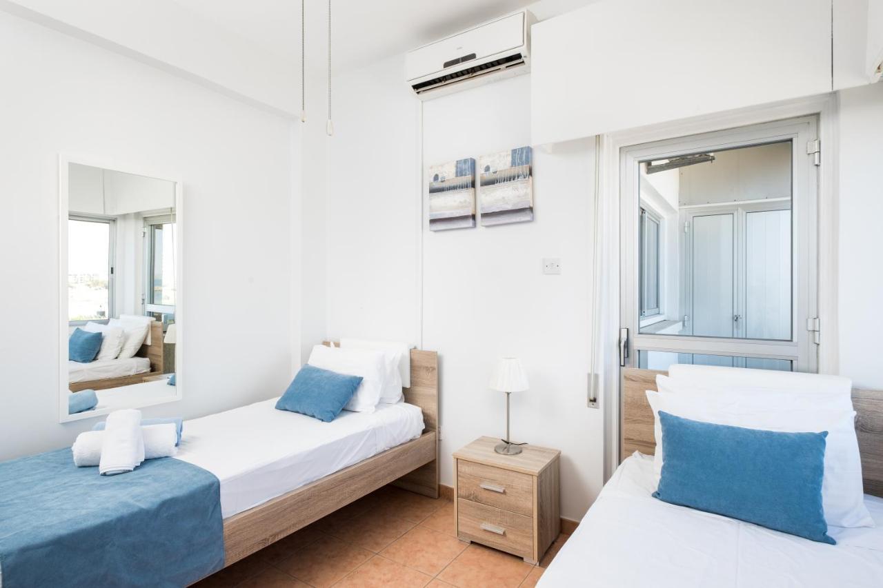 Apollon Sea View Beachfront Ap 302 Larnaca Esterno foto