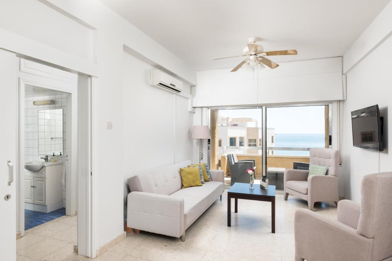 Apollon Sea View Beachfront Ap 302 Larnaca Esterno foto