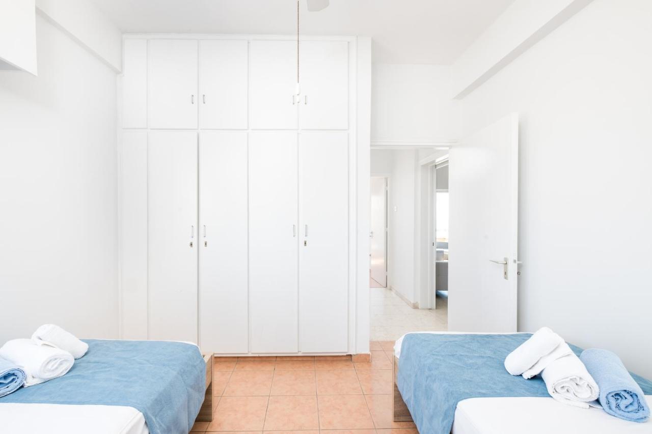 Apollon Sea View Beachfront Ap 302 Larnaca Esterno foto